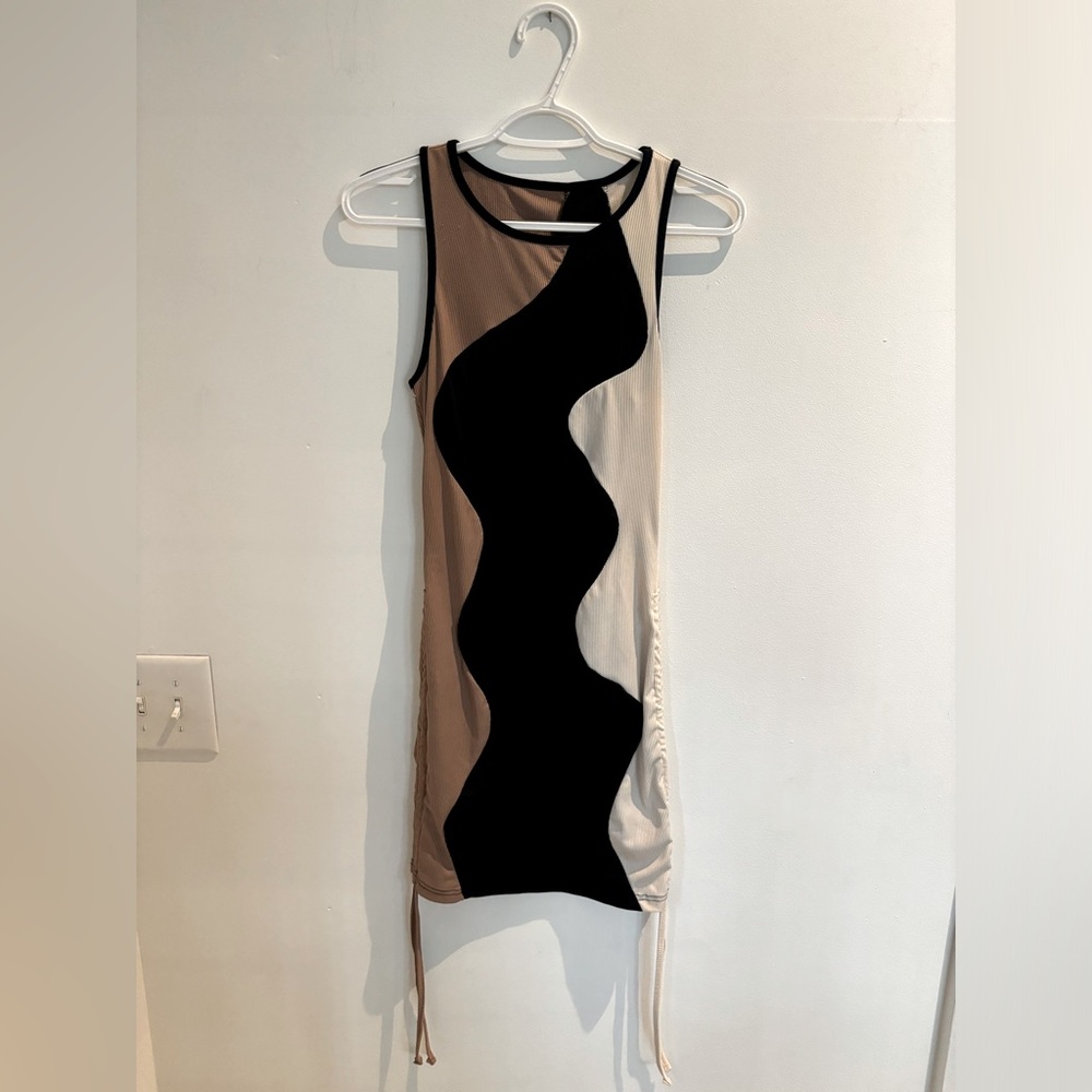 Shein Black and Tan Sleeveless Dress